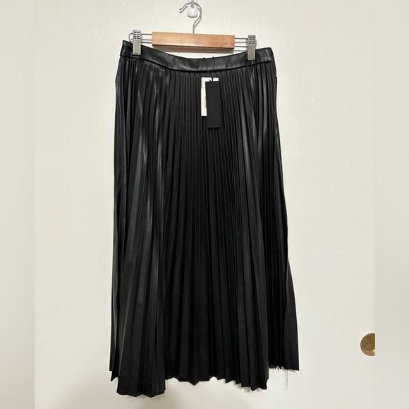 Lucy Paris Dresses & Skirts - Lucy Paris Women's Black Skirt